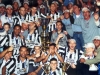 2004 – Comemoração de jogadores e torcida pela conquista do título de pentacampeão da Taça EPTV, da Rede Globo. 